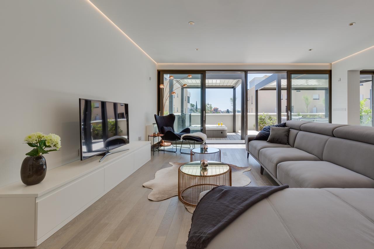 Shell Luxury Residences With Pool And Whirlpool 자다르 외부 사진