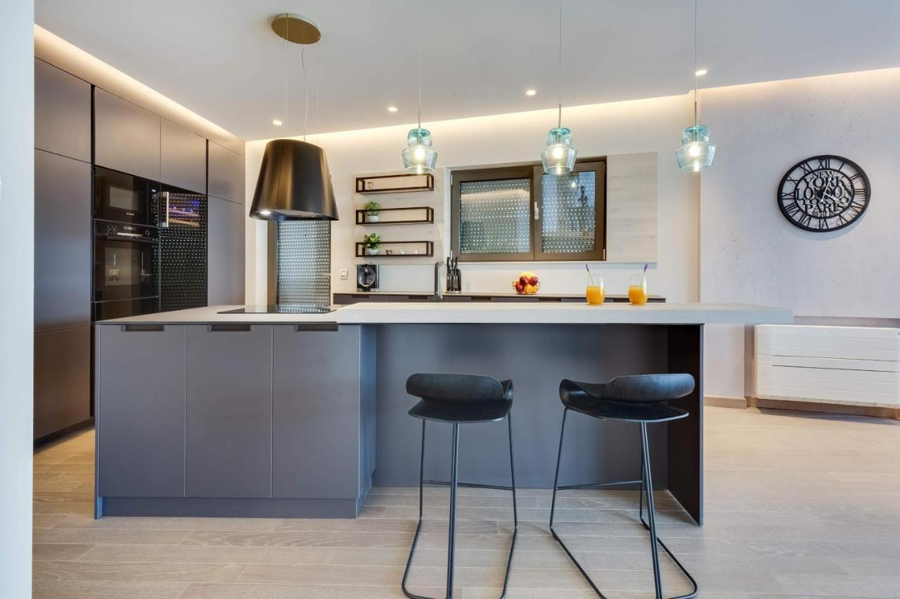 Shell Luxury Residences With Pool And Whirlpool 자다르 외부 사진