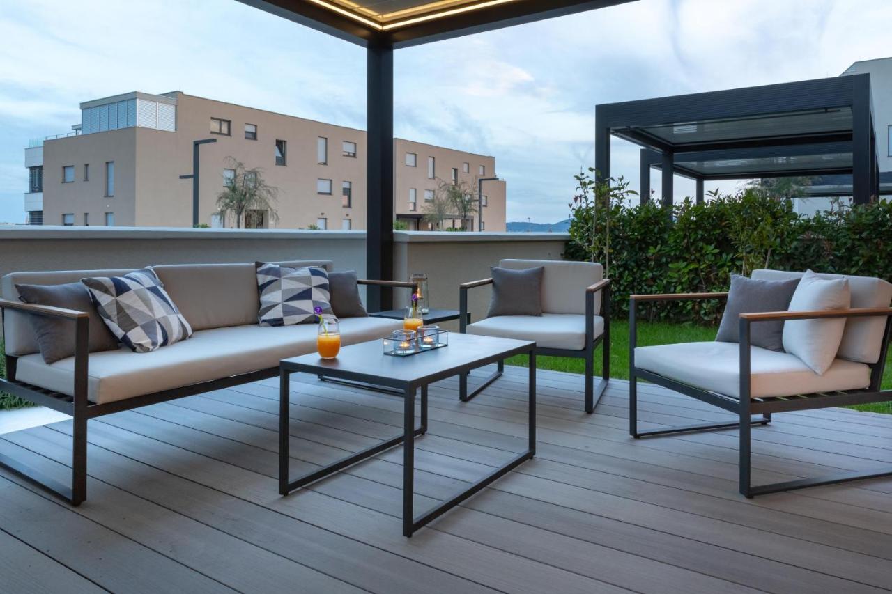Shell Luxury Residences With Pool And Whirlpool 자다르 외부 사진